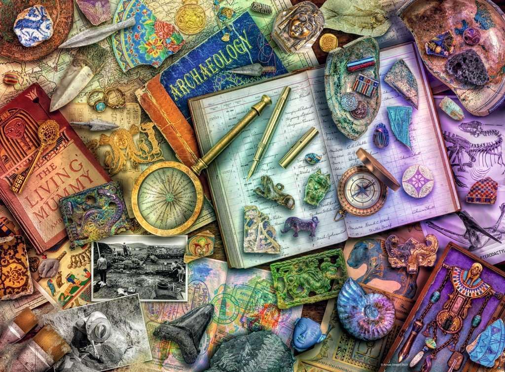 The Archaeologist's Desk, 500 Pieces